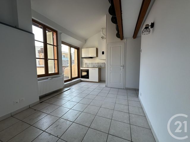 Appartement F1 à louer - 1 pièce - 24.61 m2 - MACON - 71 - BOURGOGNE - Century 21 Le Grand Mâconnais